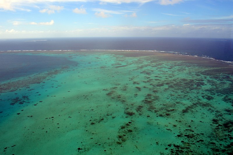 DSC_0113.JPG - Moore Reef - chopper flight