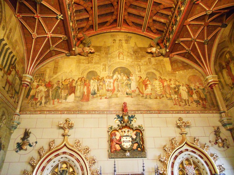 DSCN0684.JPG - Cardiff Castle Gothic deco on walls and ceilings