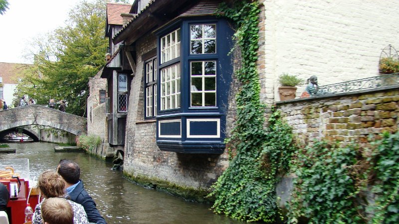 DSC03302.JPG - Brugge canal views